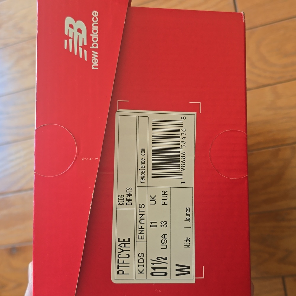 New Balance Fuel Cell Play With Bungee Sneakers -NEW - Picture 13 of 13